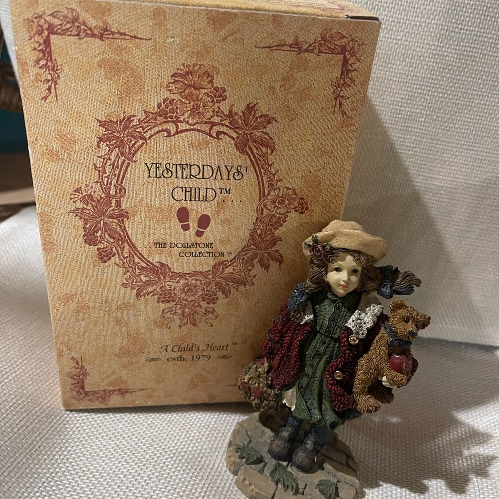 Yesterdays’ Child - The Dollstone Collection 1995 The Boyds Collection, Ltd.